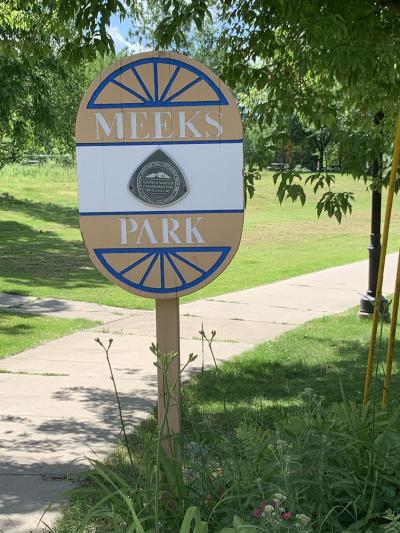 Greens Park sign